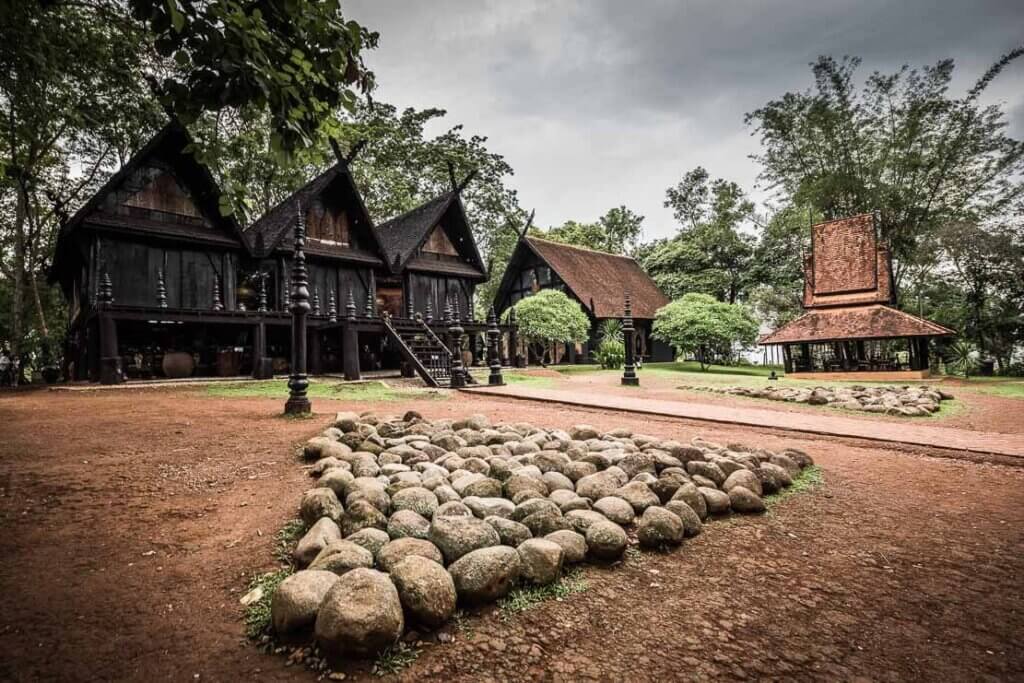 chiang rai black house 032