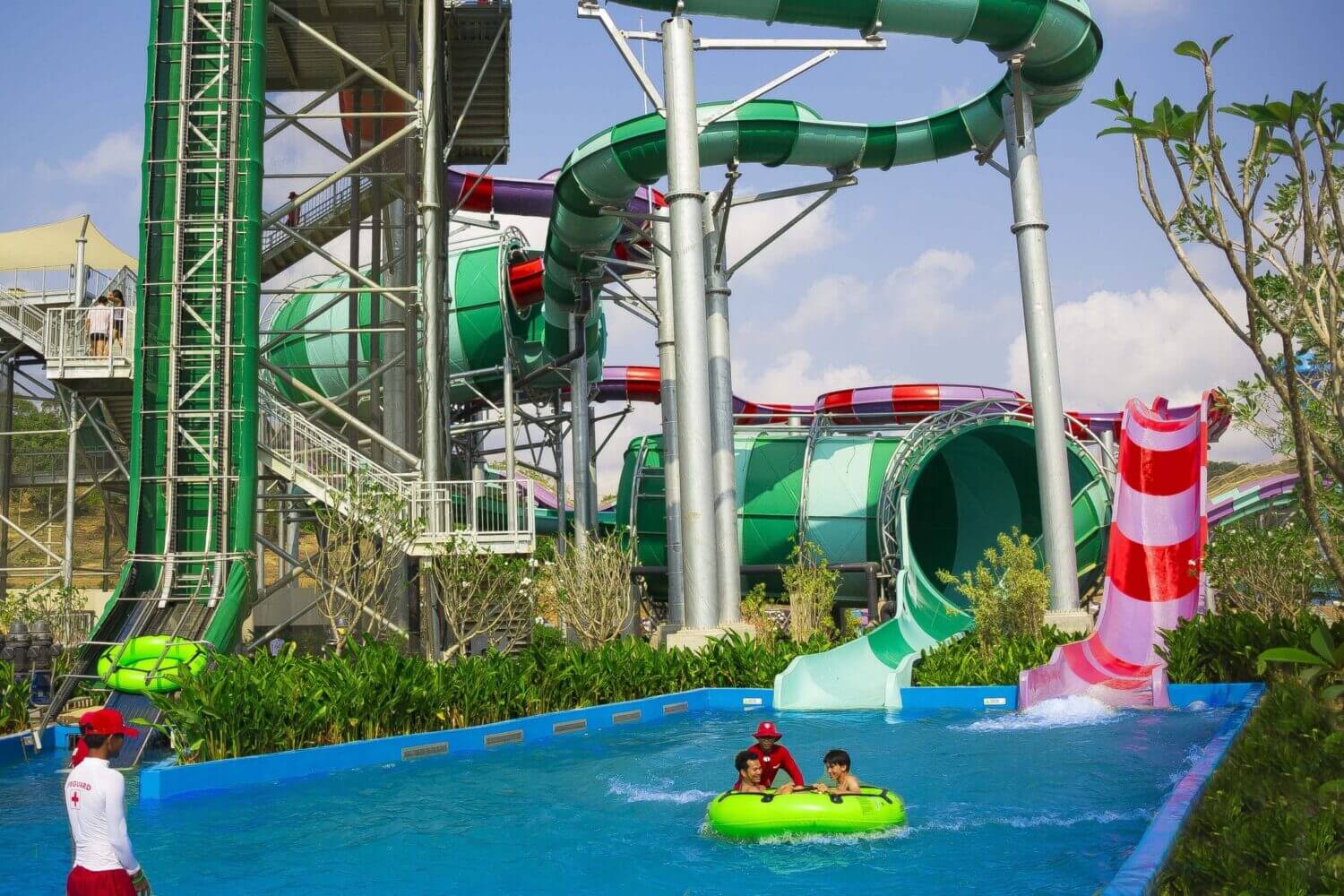 aquaconda python tube slides scaled