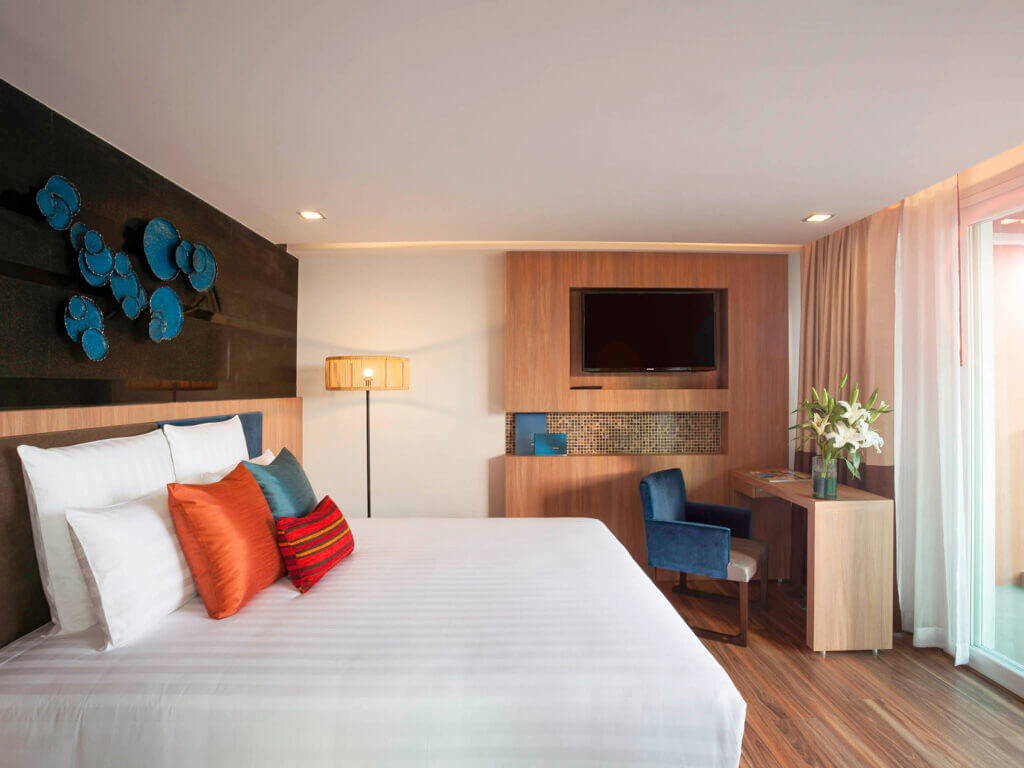 one bedroom 3