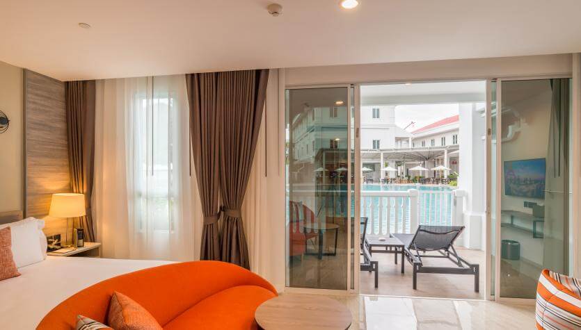 07 cnk family residence pool access 01