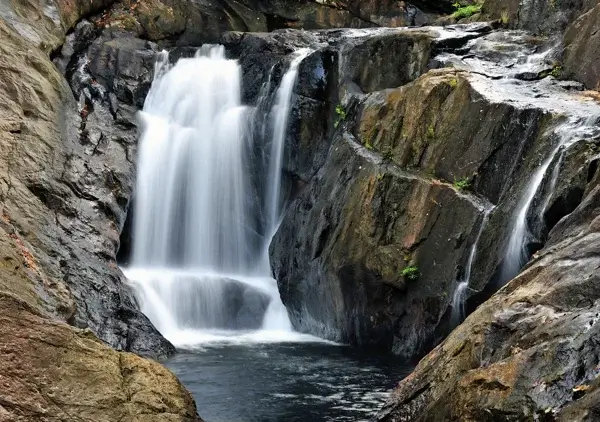 koh chang klong nonsi waterfall